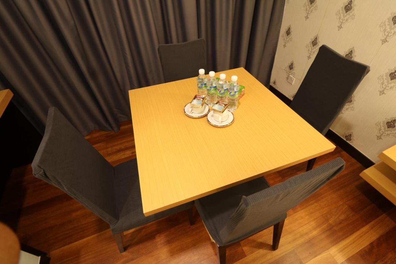 פטלין ג'איה Raintree Resort Suites מראה חיצוני תמונה