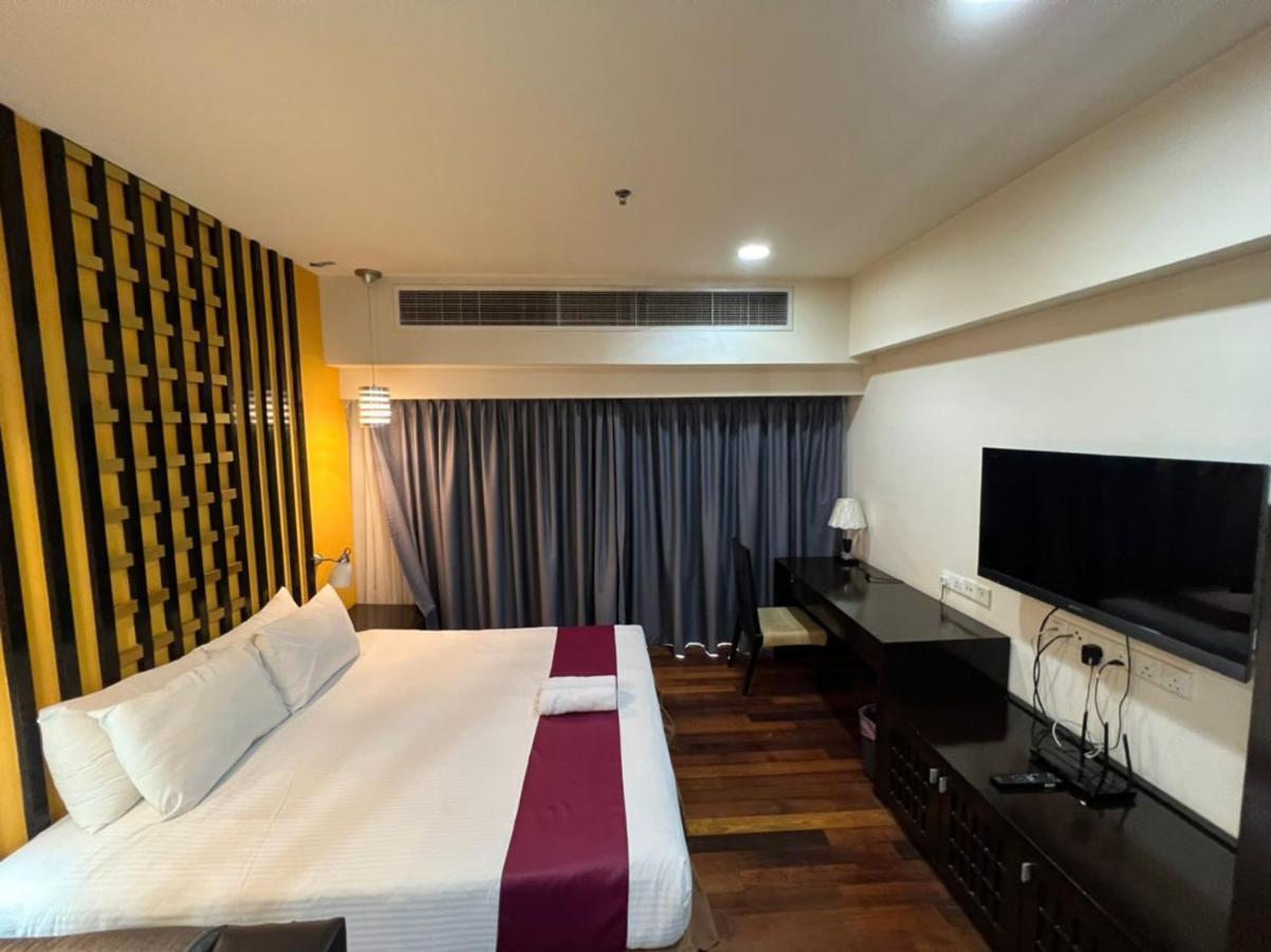 פטלין ג'איה Raintree Resort Suites מראה חיצוני תמונה
