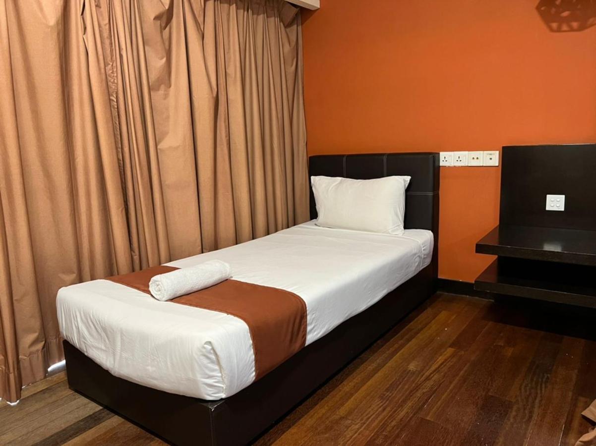 פטלין ג'איה Raintree Resort Suites מראה חיצוני תמונה