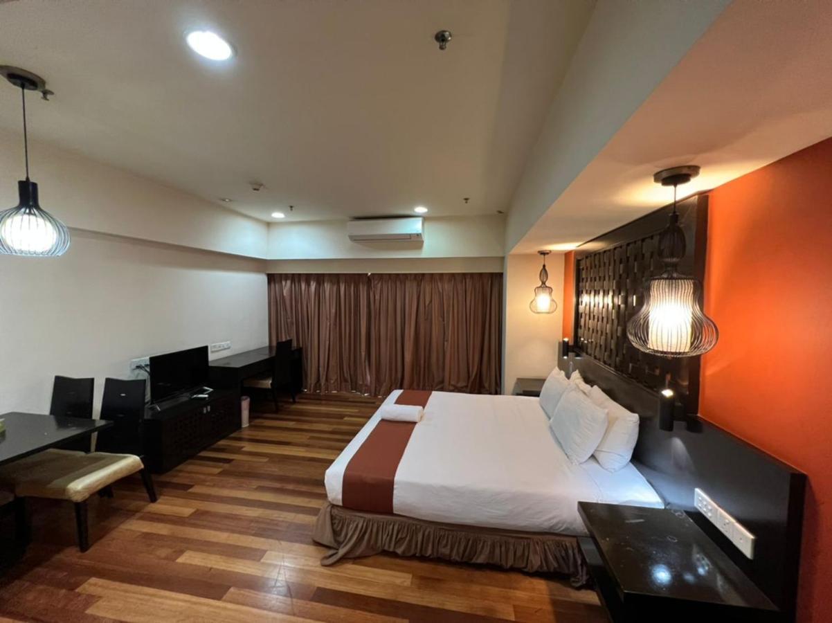 פטלין ג'איה Raintree Resort Suites מראה חיצוני תמונה