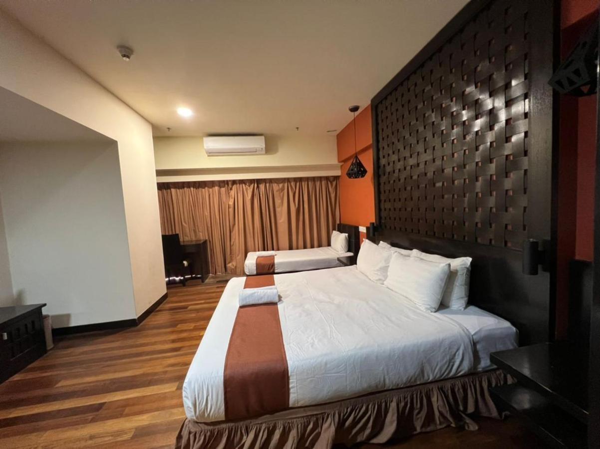 פטלין ג'איה Raintree Resort Suites מראה חיצוני תמונה