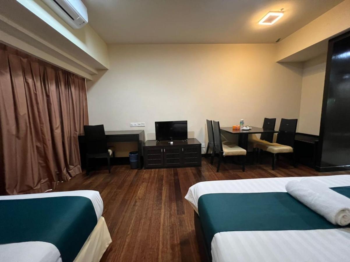 פטלין ג'איה Raintree Resort Suites מראה חיצוני תמונה