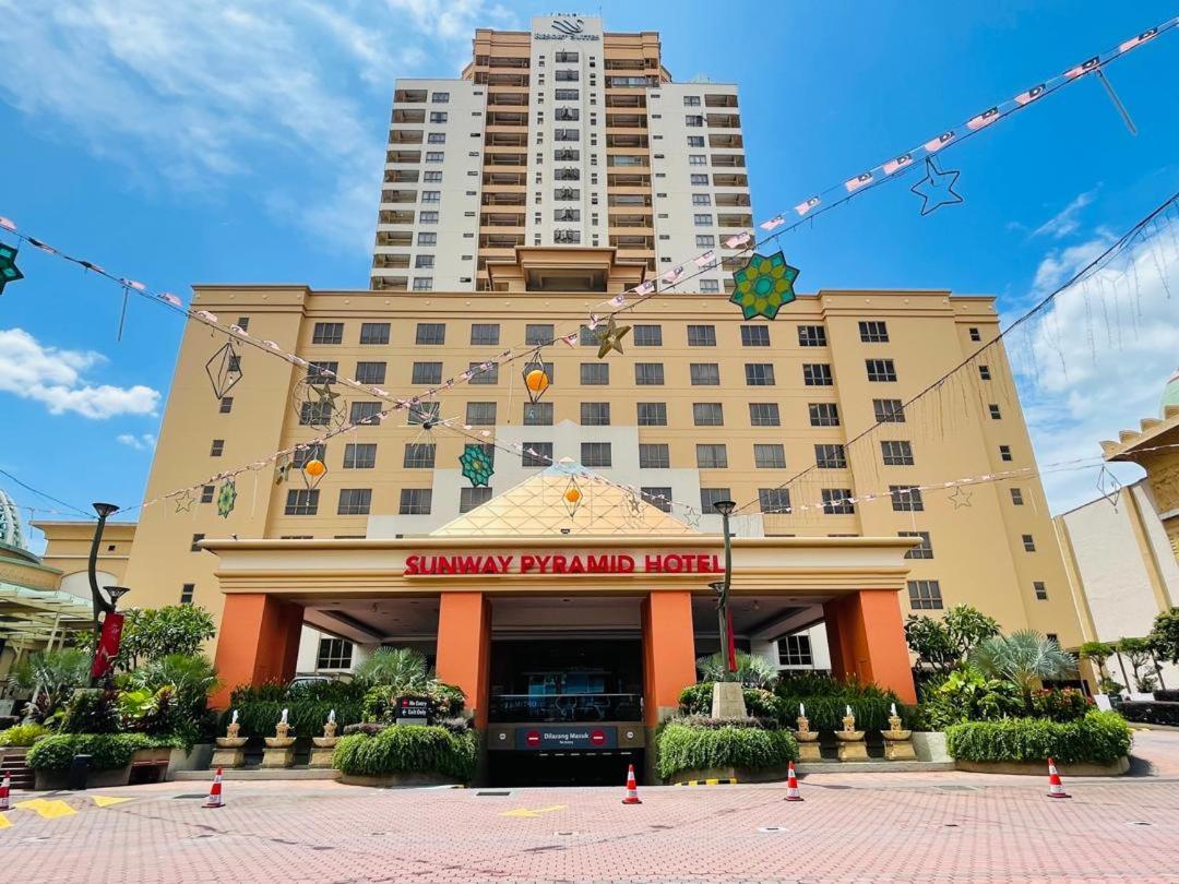 פטלין ג'איה Raintree Resort Suites מראה חיצוני תמונה
