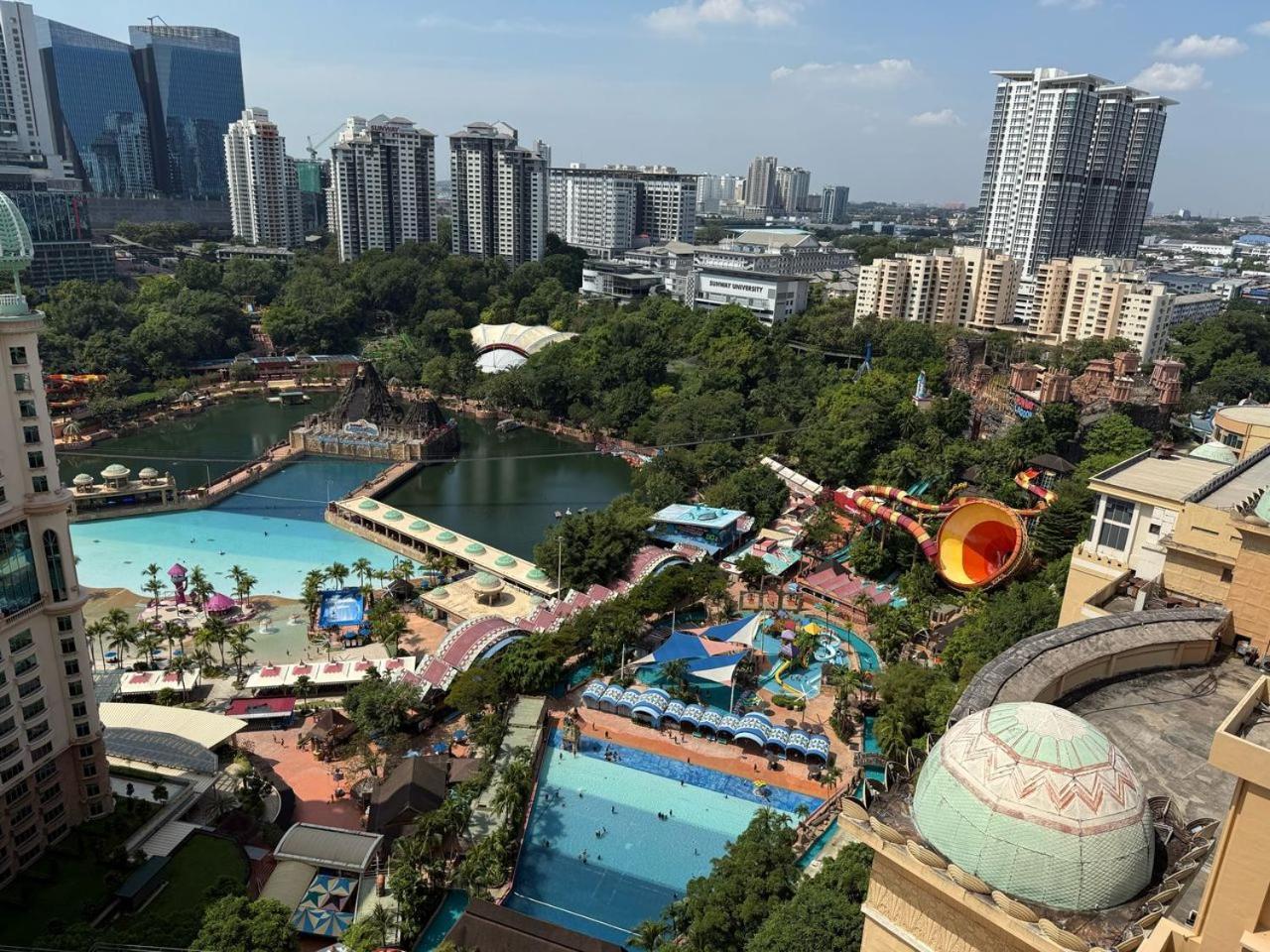 פטלין ג'איה Raintree Resort Suites מראה חיצוני תמונה