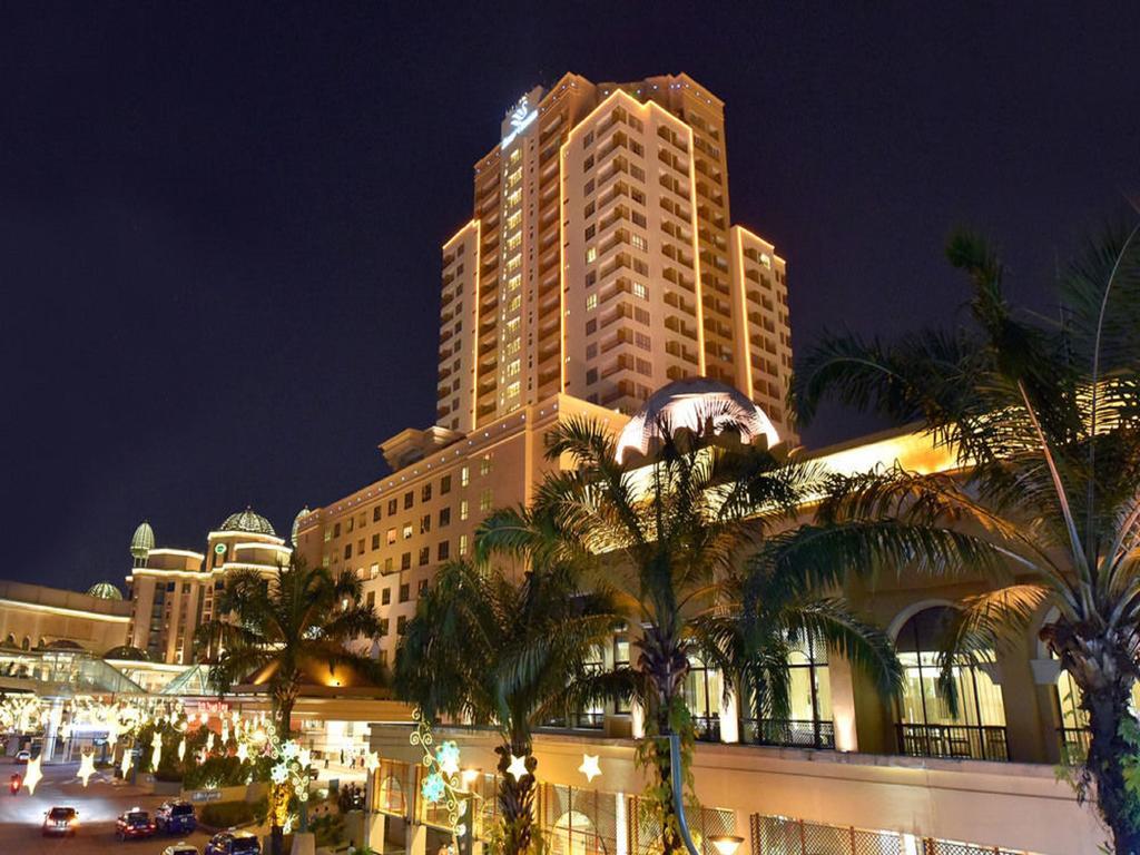 פטלין ג'איה Raintree Resort Suites מראה חיצוני תמונה